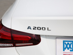 2020款 改款 A 200 L 运动轿车时尚型