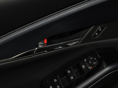 2020款 2.0L 自动嘉悦型