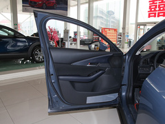 2020款 2.0L 自动质悦型