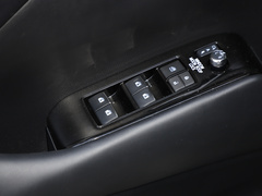 2020款 双擎 2.5L HV尊贵版