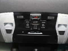 2020款 双擎 2.5L HV尊贵版