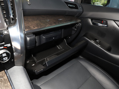 2020款 双擎 2.5L HV尊贵版