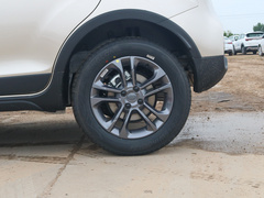 2020款 1.5L 手动精英型