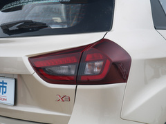 2020款 1.5L 手动精英型
