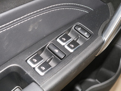 2020款 1.5L 手动精英型