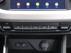 2020款 1.5L 手动精英型