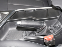 2020款 1.5L 手动精英型