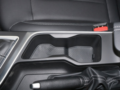 2020款 1.5L 手动尊贵型