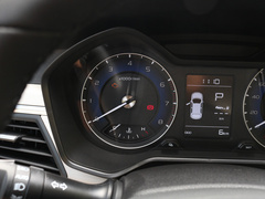 2020款 1.5L CVT尊贵型