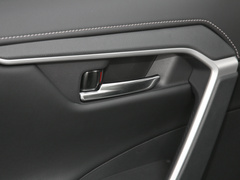 2020款 2.0L CVT两驱风尚PLUS版