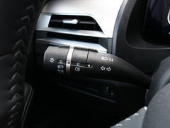 2020款 超越版 1.5TI 手动豪华型