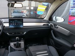 2020款 超越版 1.5TI 手动豪华型