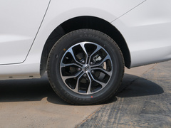 2020款 1.5L 手动豪华型