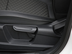 2020款 1.5L 自动舒适版