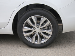 2021款 1.3T 自动轻混动精英型