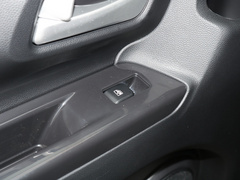 2020款 1.5L 手动基本型