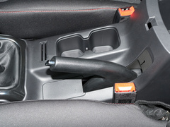 2020款 1.5L 手动基本型