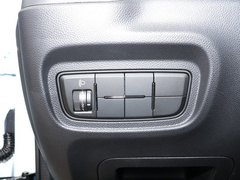 2020款 1.5L 手动标准型