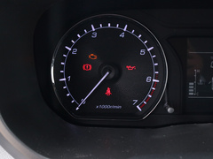 2020款 1.5L 手动标准型