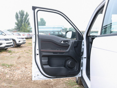 2020款 1.5L 手动标准型