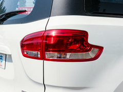 2021款 2.0T 手动智享版 柴油 7座