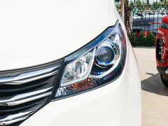 2021款 2.0T 手动智享版 柴油 7座
