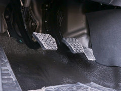 2021款 2.0T 手动智享版 柴油 7座