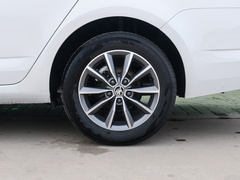 2020款 1.5L 手动智行舒适版