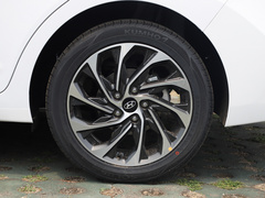 2020款 1.5L CVT智炫·精英型