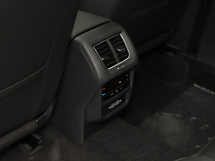 2020款 330TSI 两驱豪华智联版