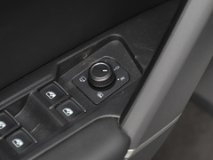 2020款 330TSI 两驱豪华智联版