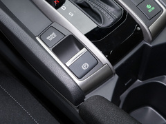 2021款 HATCHBACK 220TURBO CVT潮酷控