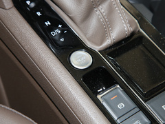 2020款 330TSI 商务版