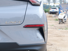 2020款 1.5T 尊贵型