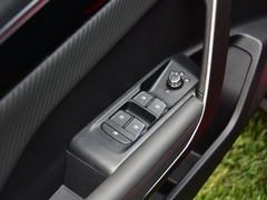 2020款 230T 自动越酷版
