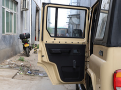 2020款 1.5T 方门 帆布篷