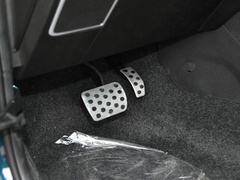 2020款 2.0T 自动四驱城市猎人版至尊型