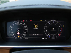 2021款 3.0 L6 耀黑版