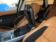 2021款 3.0 L6 耀黑版