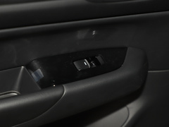 2020款 改款 2.0L 自动两驱智尊型