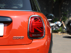 2020款 1.5T COOPER 艺术家 五门版