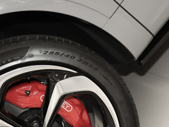 2022款 4.0T V8 S