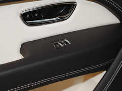 2022款 4.0T V8 S