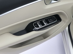 2020款 1.5T CVT旗舰型