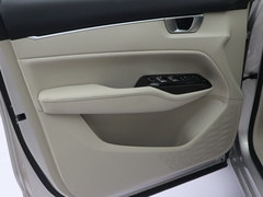 2020款 1.5T CVT旗舰型