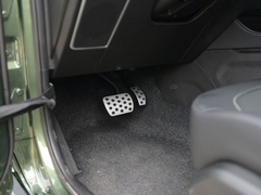 2020款 2.3T 自动四驱雨林穿越版