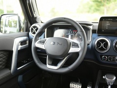 2020款 2.3T 自动四驱雨林穿越版