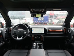 2021款 1.5T DCT马犬版