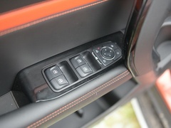2021款 1.5T DCT马犬版