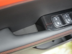 2021款 1.5T DCT马犬版